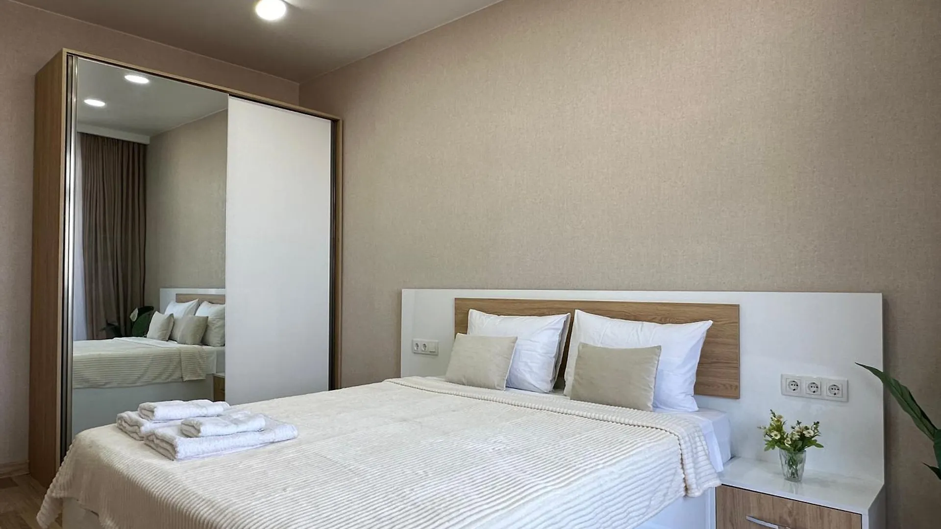 Panoramic Views Of The Sea, Mountains And City Batumi Apartment